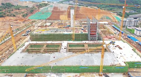 連續(xù)奮戰(zhàn)忙澆筑 高效調(diào)度搶進(jìn)度