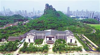 國(guó)家優(yōu)質(zhì)工程：柳州市老年活動(dòng)中心及1、2號(hào)門(mén)衛(wèi)室工程